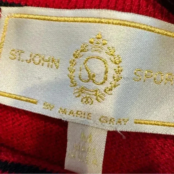 St John by Marie Gray women’s red knit top w/ gold detail around neck sz M - Picture 4 of 10